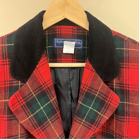 Norton McNaughton red plaid holiday blazer. Sz 12 - Picture 4 of 8